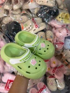 children mixed crocs 601