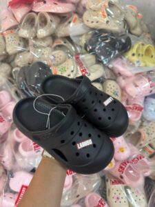 children mixed crocs 601